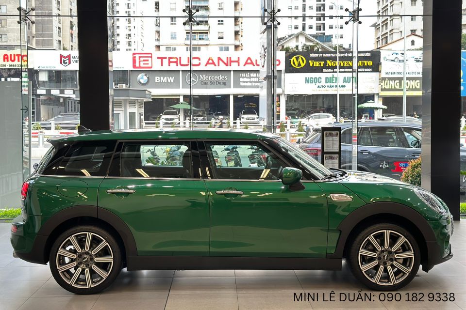 MINI Coopers S Clubman - Ngang xe